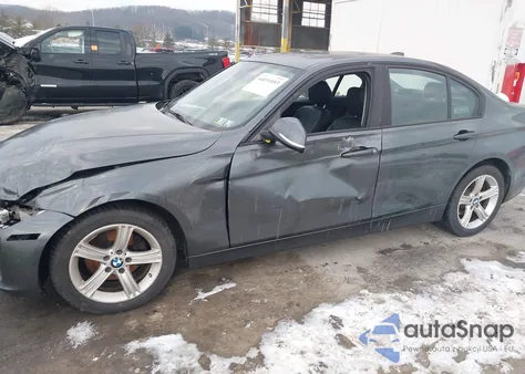 2015 BMW 328I xDrive z USA, uszkodzony, nr VIN WBA3B5C50FP653243